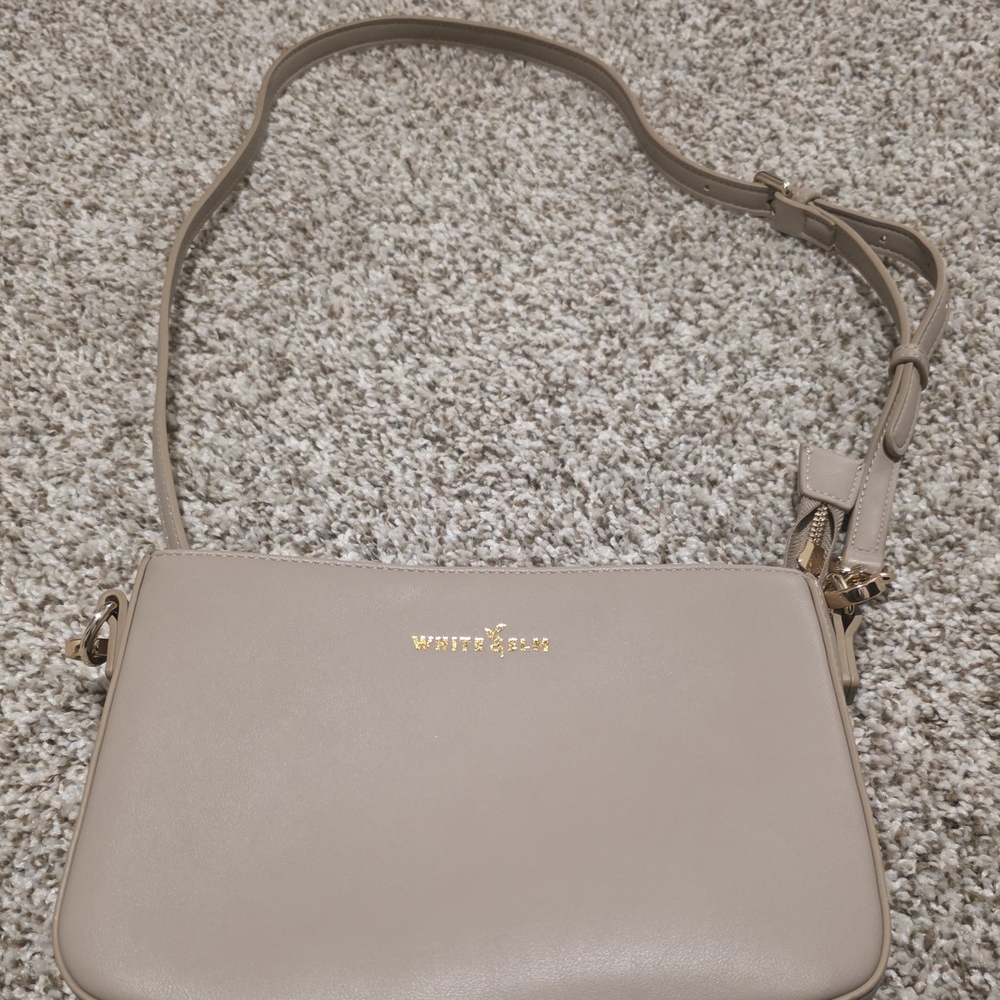 Tan Leather Crossbody Bag with Structured Design
